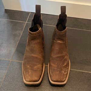 Men’s Ariat Hybrid Low Boy Western Boot